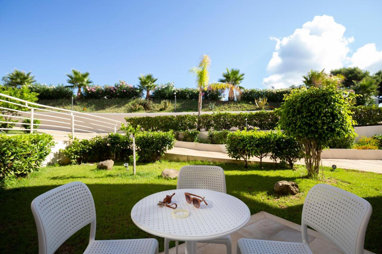 Blue Bay Resort Capo Vaticano Buitenkant foto