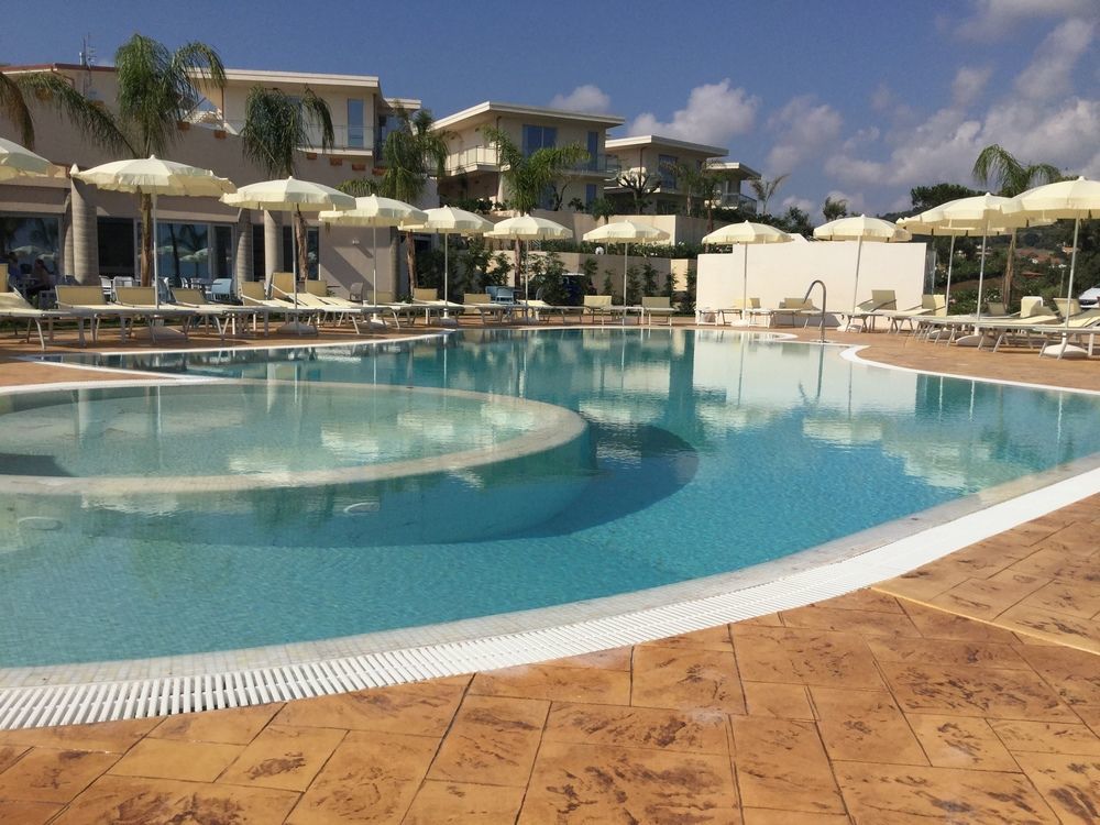 Blue Bay Resort Capo Vaticano Buitenkant foto